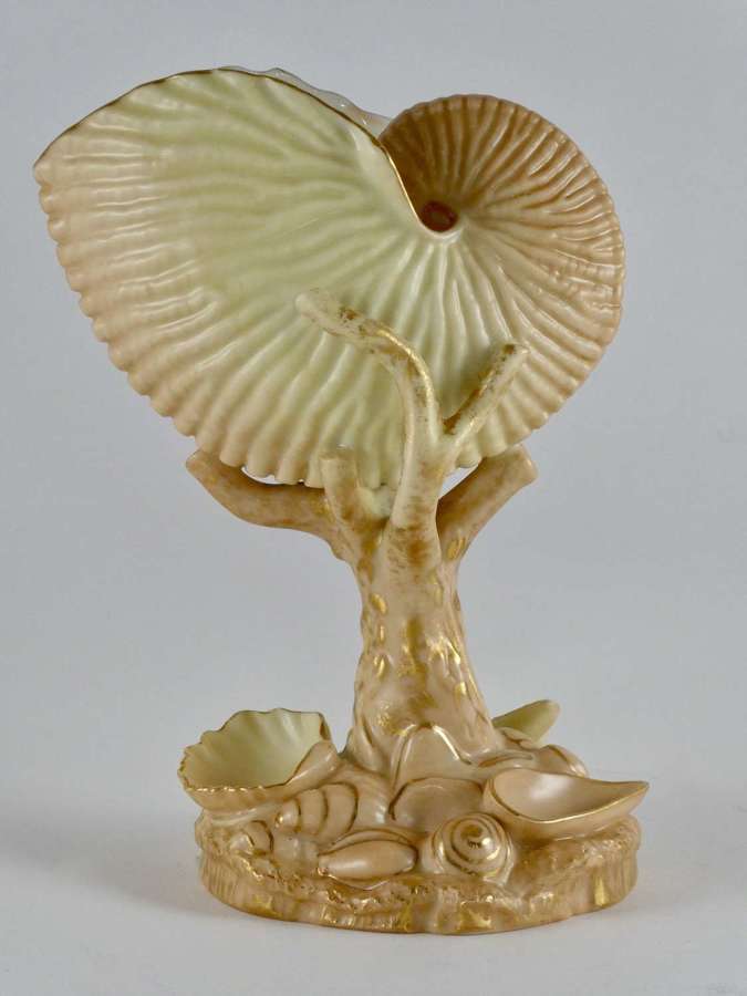 Royal Worcester Blush Nautilus Vase, 1905